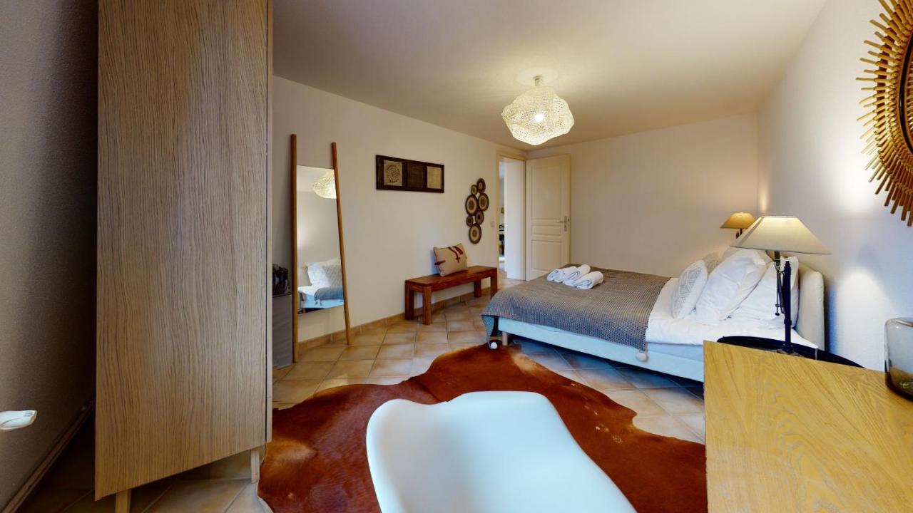 Sous Les Tilleuls Parking Hypercentre 4-6 Personnes Colmar Exterior foto